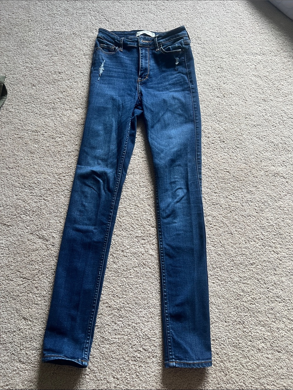Abercrombie & Fitch Women's Dark Blue Skinny Jeans - Stretch Denim